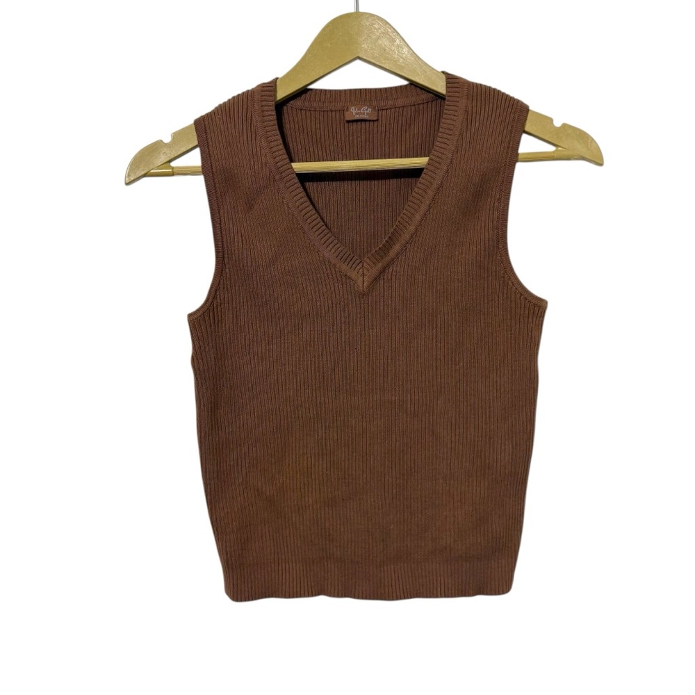 Brandy Melville John Galt Brown Ribbed Knit V Neck Sweater Vest Tank Top Neutral